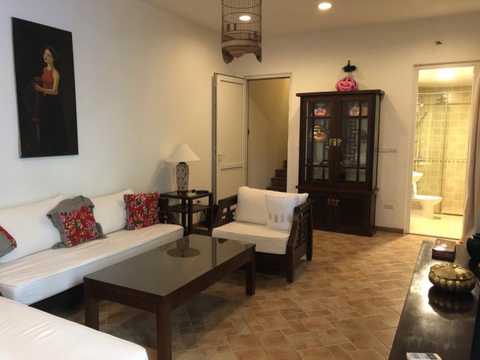 2 bedroom house for rent in Tran Hung Dao street 