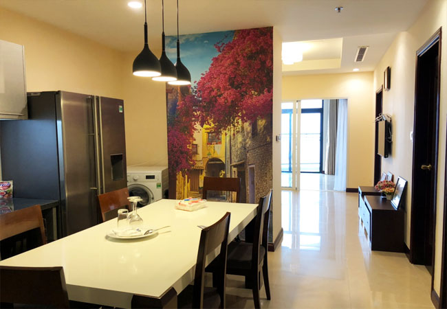 Rental furnished 3 bedroom apartment in Royal city Hanoi