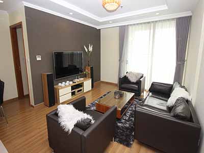 Vinhome Nguyen Chi Thanh apartment with 3br rent out on best price