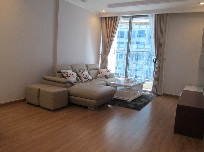 2 bedroom nice apartment for rent in Vinhomes - 54 Nguyen Chi Thanh