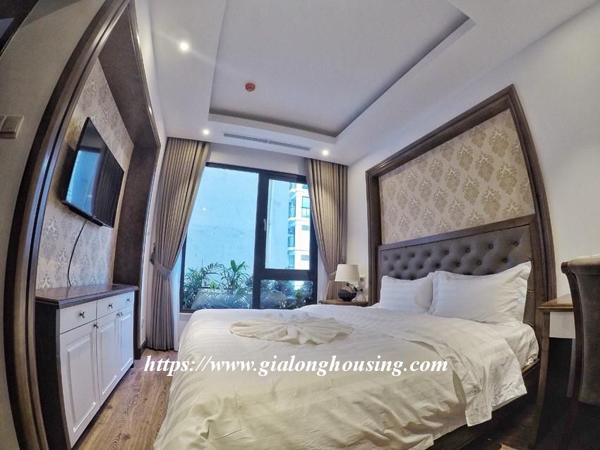 Brand new apartment in Tran Quoc Toan for rent 3