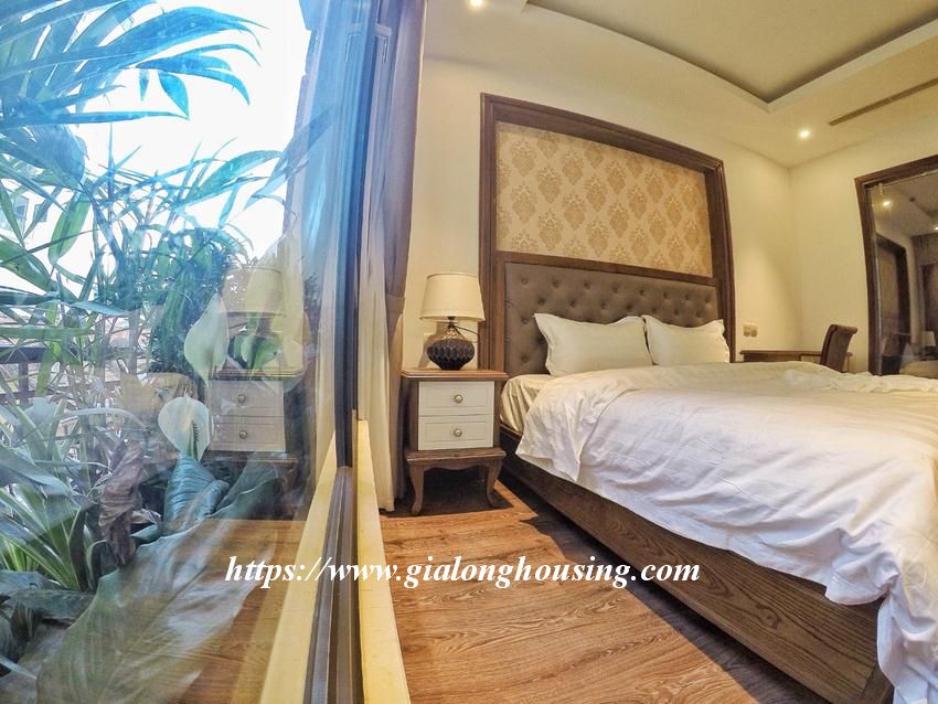 Brand new apartment in Tran Quoc Toan for rent 6