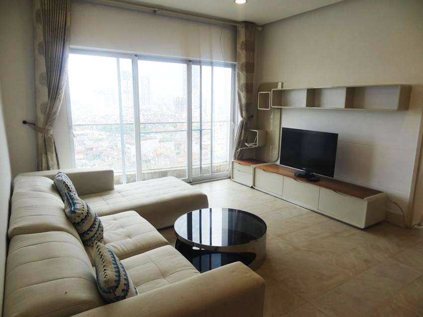 3 bedroom fully furnished apartment in Golden for rent 