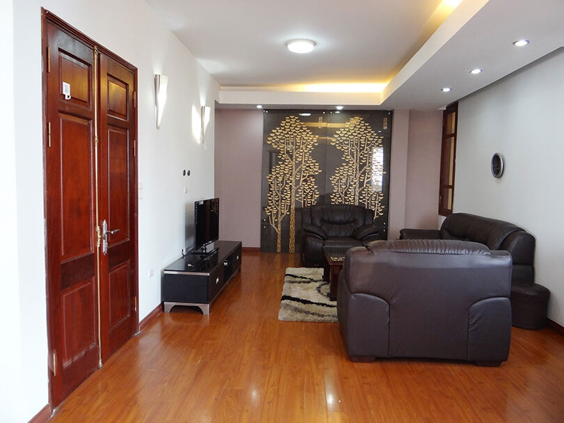 3 big bedroom serviced apartment in Van Cao, near Lotte 