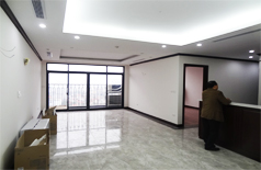 Apartment for rent in Platinum Residences building,Ba Dinh district,lake view