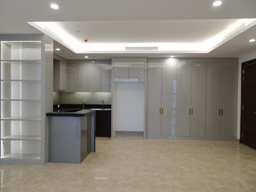 Big 3 bedroom apartment in Sun Grand City 