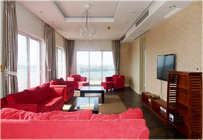 Big apartment with 04 bedrooms in Golden Westlake 