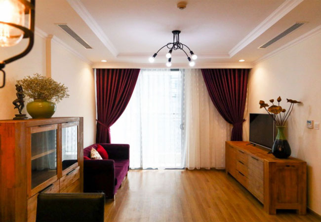 Brand new 2 bedroom apartment in Vinhomes Nguyen Chi Thanh