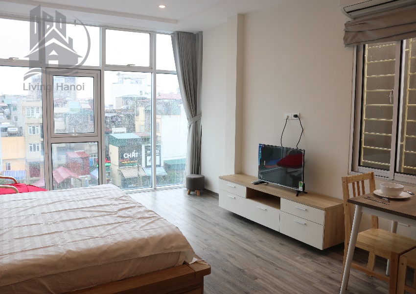 Brand new apartment in Hoang Hoa Tham, walking to West lake 