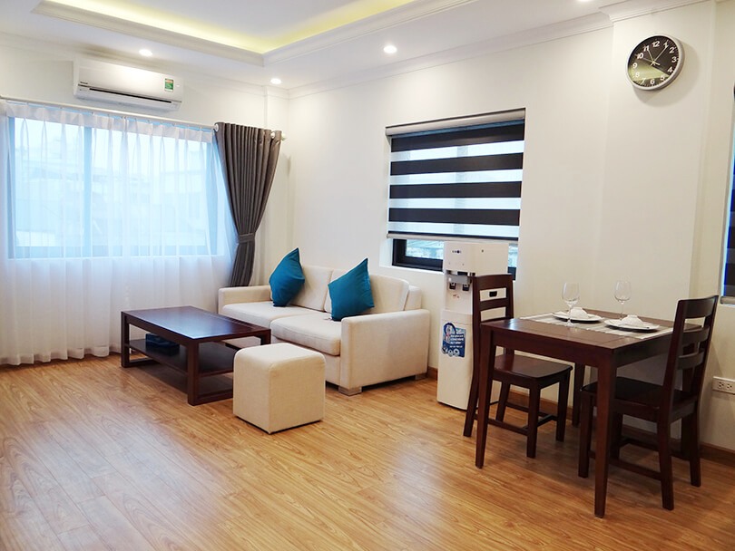 Brand new full services apartment in Kim Ma Thuong with electricity included 
