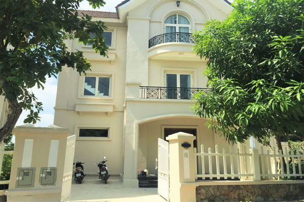 Brand new villa in Long Bien, Vinhomes Riverside 