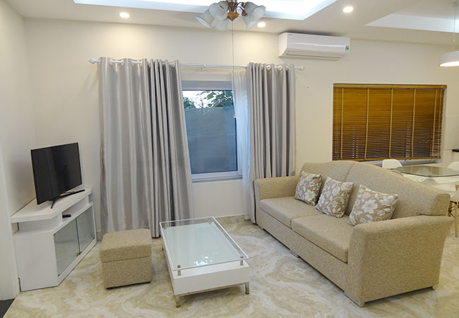 Bright house in Nghi Tam village, near Dai Bi pagoda for rent