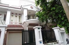 C1 villa for rent in Ciputra 