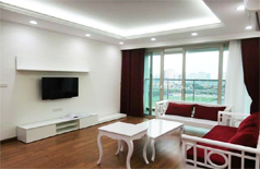 Cho thuê căn hộ cao cấp 3 phòng ngủ ở chung cư Mandarin Garden