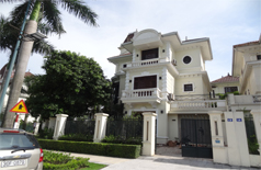 Corner villa for rent in Ciputra 