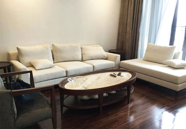 Elegant apartment in R 6 Royal City for rent 