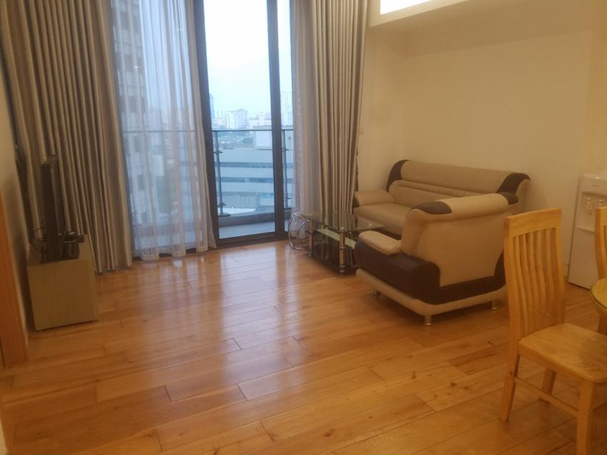 For rent: 3 bedroom apartment in high floor IPH, Cau Giay