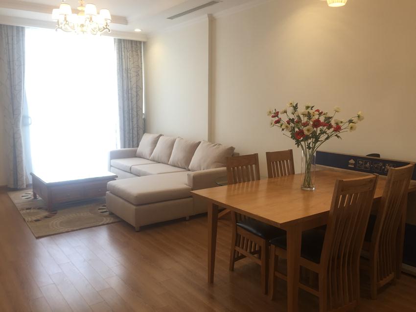 Fully furnished apartment in Vinhomes Nguyen Chi Thanh 