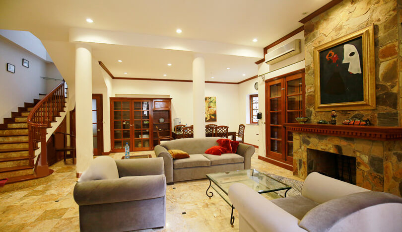 Gorgeous villa in Ton Duc Thang, Ba Dinh for rent