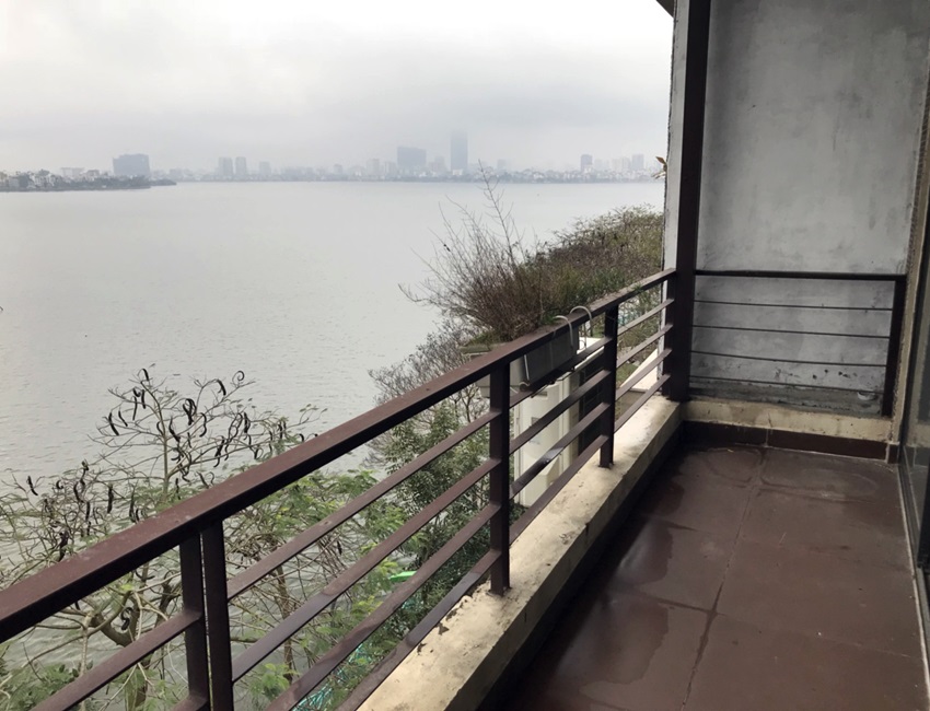 Lake view huge apartment for rent, near water park 