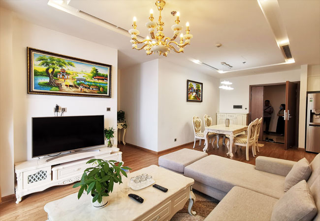Luxury 02 bedroom apartment for rent in Vinhomes Metropolis