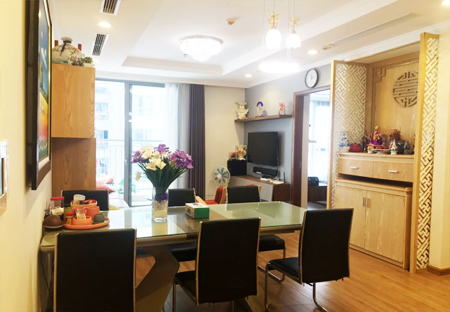 Modern furnished 2 bedroom apartment for rent in Park Hill