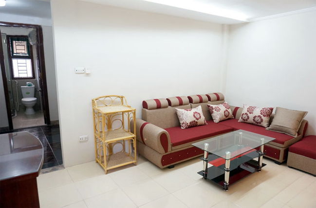 New apartment near Hoang Cau lake, Dong Da district, just $400