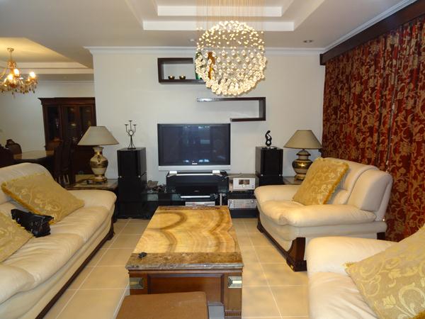 Nice apartment with full high quality furniture in Ciputra 