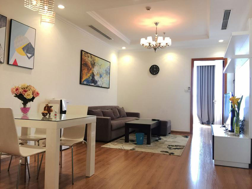 One bedroom nice apartment in Vinhomes Nguyen Chi Thanh 