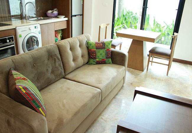 One bedroom serviced apartment on ground floor, 31 Xuan Dieu 