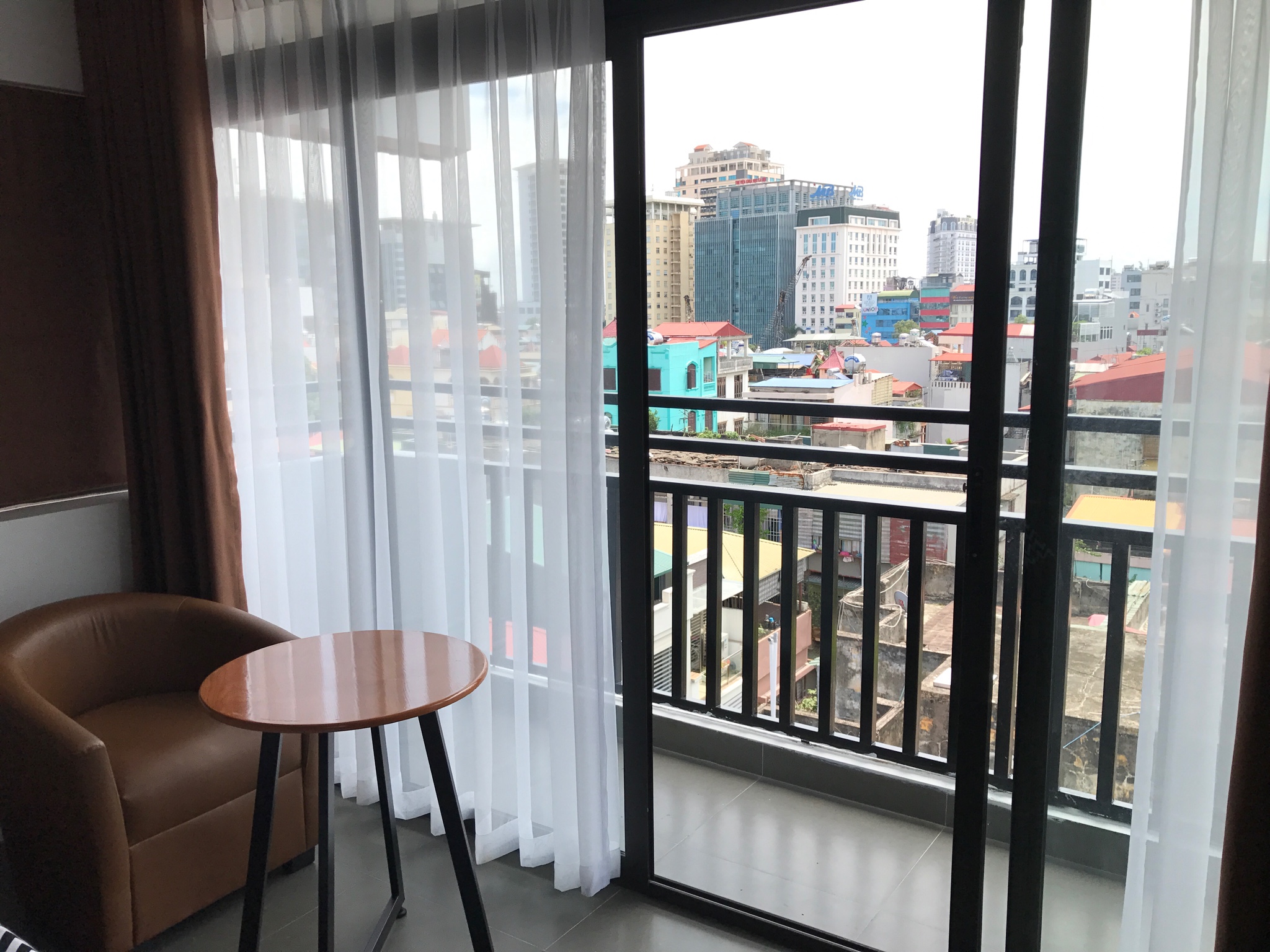 Open apartment with panorama view from all windows 