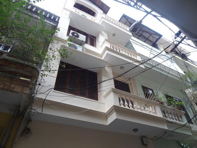 Renovated house in Buoi street, near Hoa Binh Green building 
